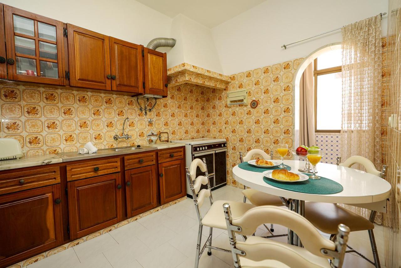 B91 - Bairro Apartment In Lagos Exterior photo